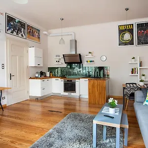 movie-apartment-jezyce.poznan-hotels.com/